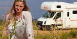 CroppedImage270137-5599e11b23a5f_785_young-girl-series-2-2