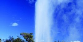 CroppedImage270137-51c782efca43f_1457_lady-knox-geyser