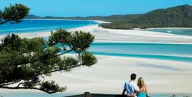 CroppedImage270137-4d65dc55382c0_16_cruising-for-couples-hill-inlet-couple-low-res