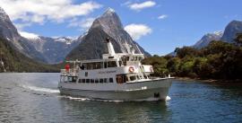 CroppedImage270137-543a0ec6c85ac_2838_die-milford-adventurer-beim-einlaufen-17184